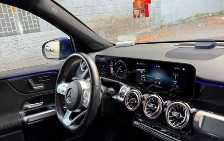 Mercedes-Benz GLB, 2021 год, 4 400 000 рублей, 10 фотография