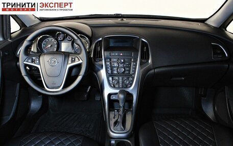 Opel Astra J, 2013 год, 897 000 рублей, 11 фотография