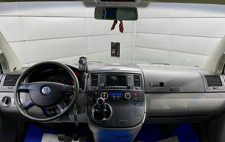 Volkswagen Multivan T5, 2009 год, 1 599 000 рублей, 8 фотография