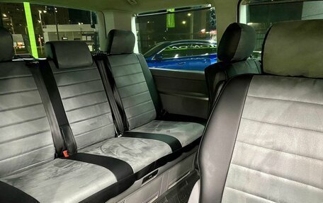 Volkswagen Multivan T5, 2009 год, 1 599 000 рублей, 12 фотография