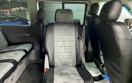 Volkswagen Multivan T5, 2009 год, 1 599 000 рублей, 13 фотография