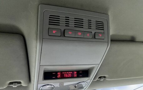 Volkswagen Multivan T5, 2009 год, 1 599 000 рублей, 18 фотография
