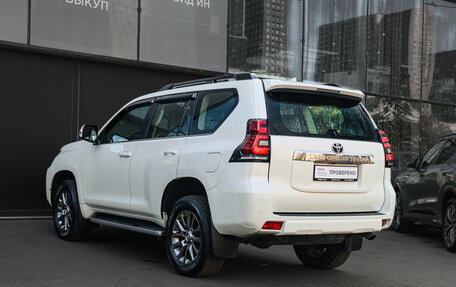 Toyota Land Cruiser Prado 150 рестайлинг 2, 2018 год, 4 800 000 рублей, 6 фотография