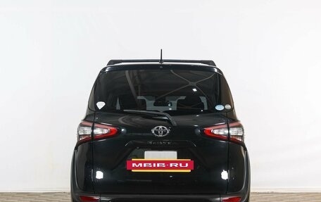 Toyota Sienta II, 2016 год, 1 529 000 рублей, 6 фотография