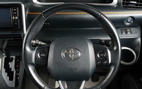 Toyota Sienta II, 2016 год, 1 529 000 рублей, 15 фотография
