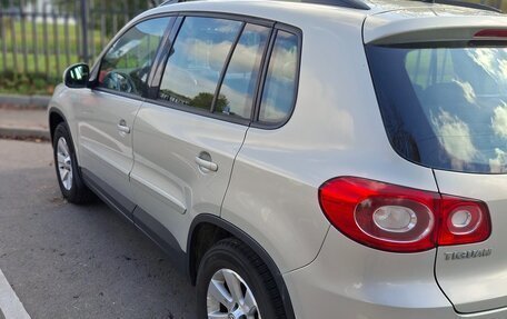 Volkswagen Tiguan I, 2011 год, 970 000 рублей, 3 фотография