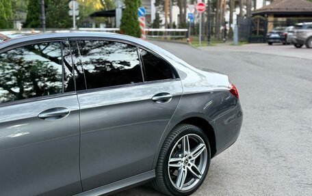 Mercedes-Benz E-Класс, 2019 год, 3 480 000 рублей, 6 фотография
