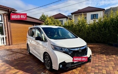 Honda Freed II, 2018 год, 1 700 000 рублей, 2 фотография