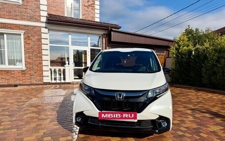 Honda Freed II, 2018 год, 1 700 000 рублей, 3 фотография