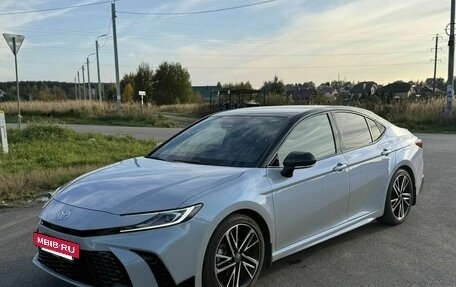 Toyota Camry, 2024 год, 3 350 000 рублей, 3 фотография