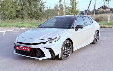 Toyota Camry, 2024 год, 3 350 000 рублей, 7 фотография