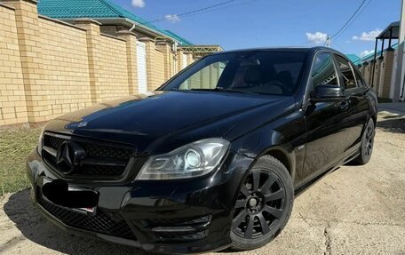 Mercedes-Benz C-Класс, 2011 год, 1 250 000 рублей, 8 фотография