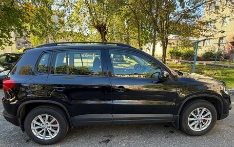 Volkswagen Tiguan I, 2011 год, 880 000 рублей, 4 фотография