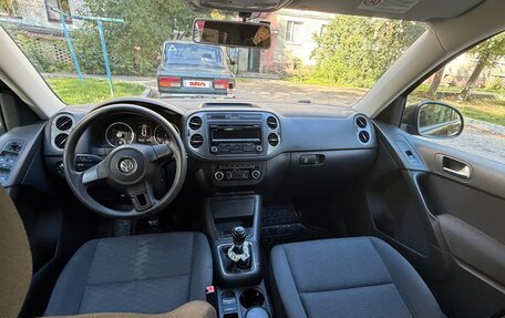 Volkswagen Tiguan I, 2011 год, 880 000 рублей, 10 фотография
