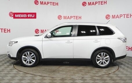 Mitsubishi Outlander III рестайлинг 3, 2014 год, 1 428 000 рублей, 8 фотография