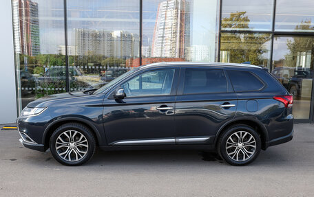 Mitsubishi Outlander III рестайлинг 3, 2018 год, 1 949 000 рублей, 8 фотография
