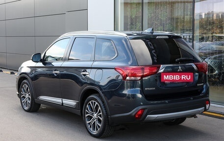 Mitsubishi Outlander III рестайлинг 3, 2018 год, 1 949 000 рублей, 7 фотография