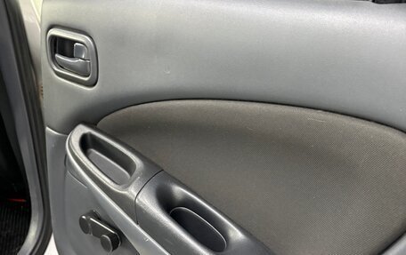 Nissan Almera, 2005 год, 345 000 рублей, 10 фотография