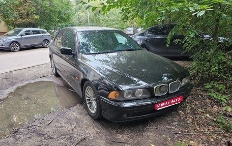 BMW 5 серия, 2002 год, 650 000 рублей, 16 фотография