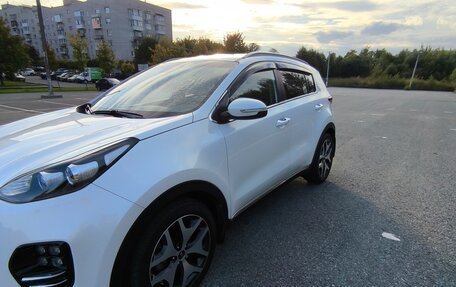 KIA Sportage IV рестайлинг, 2018 год, 2 440 000 рублей, 3 фотография