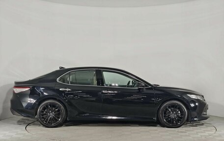 Toyota Camry, 2019 год, 2 689 000 рублей, 6 фотография