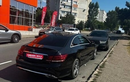 Mercedes-Benz E-Класс, 2013 год, 1 900 000 рублей, 12 фотография