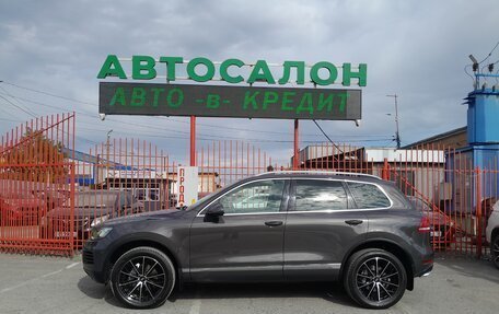 Volkswagen Touareg III, 2012 год, 2 378 000 рублей, 8 фотография