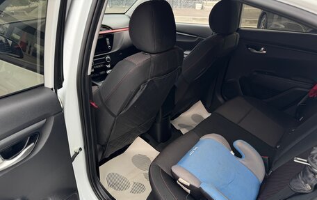 KIA Rio IV, 2021 год, 1 820 000 рублей, 9 фотография