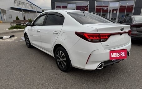 KIA Rio IV, 2021 год, 1 820 000 рублей, 4 фотография