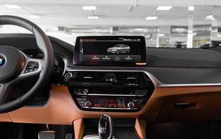 BMW 6 серия, 2022 год, 9 690 000 рублей, 14 фотография