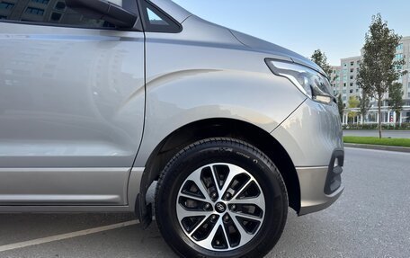 Hyundai Grand Starex Grand Starex I рестайлинг 2, 2020 год, 3 050 000 рублей, 17 фотография