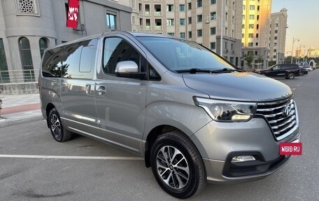 Hyundai Grand Starex Grand Starex I рестайлинг 2, 2020 год, 3 050 000 рублей, 7 фотография