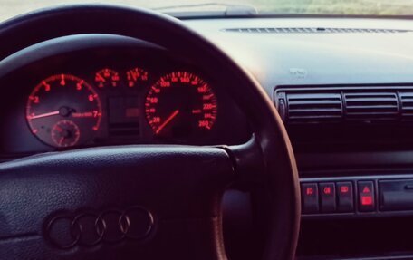 Audi A4, 1997 год, 160 000 рублей, 9 фотография