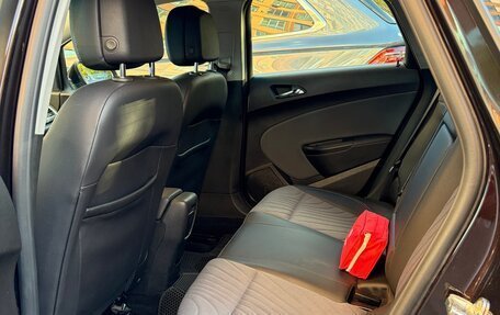 Opel Astra J, 2014 год, 990 000 рублей, 11 фотография
