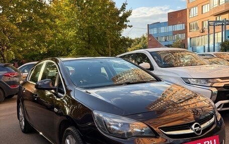 Opel Astra J, 2014 год, 990 000 рублей, 4 фотография