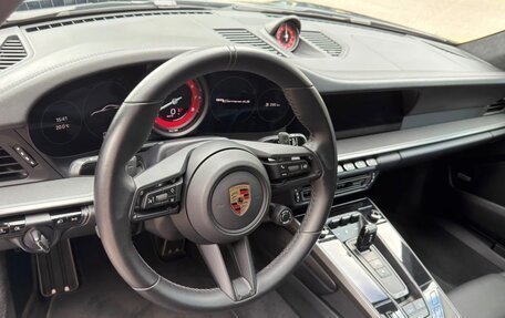 Porsche 911, 2019 год, 14 700 000 рублей, 17 фотография