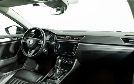 Skoda Superb III рестайлинг, 2018 год, 2 079 585 рублей, 9 фотография