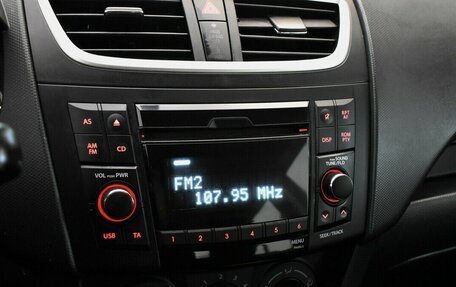 Suzuki Swift IV, 2011 год, 860 000 рублей, 7 фотография