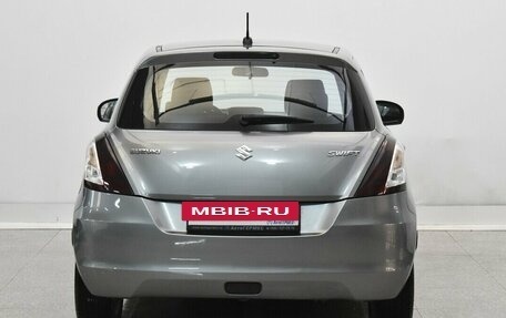 Suzuki Swift IV, 2011 год, 860 000 рублей, 3 фотография