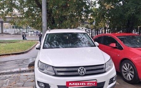 Volkswagen Tiguan I, 2013 год, 1 400 000 рублей, 2 фотография
