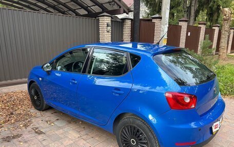SEAT Ibiza IV рестайлинг 2, 2012 год, 740 000 рублей, 4 фотография
