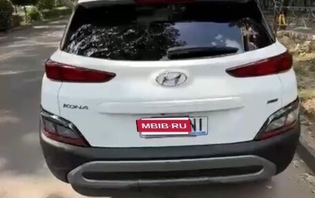 Hyundai Kona I, 2022 год, 2 080 000 рублей, 3 фотография