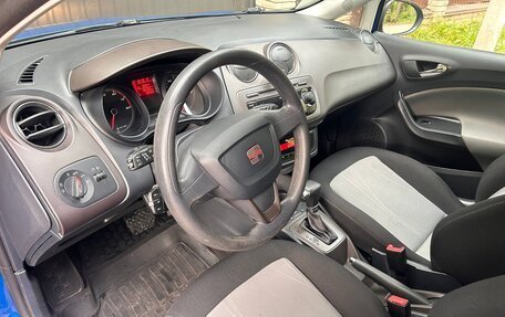 SEAT Ibiza IV рестайлинг 2, 2012 год, 740 000 рублей, 10 фотография