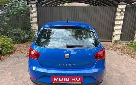 SEAT Ibiza IV рестайлинг 2, 2012 год, 740 000 рублей, 5 фотография