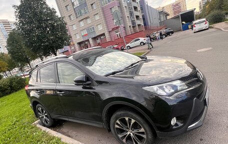 Toyota RAV4, 2015 год, 2 700 000 рублей, 4 фотография