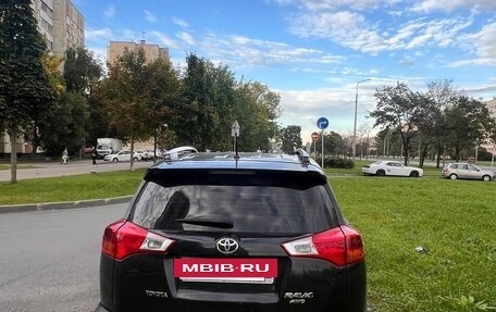 Toyota RAV4, 2015 год, 2 700 000 рублей, 3 фотография