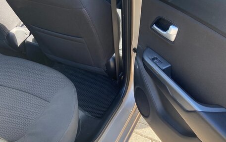 KIA Rio III рестайлинг, 2013 год, 750 000 рублей, 16 фотография