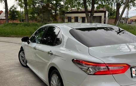 Toyota Camry, 2020 год, 2 490 000 рублей, 12 фотография