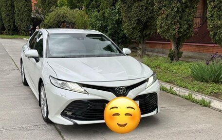 Toyota Camry, 2020 год, 2 490 000 рублей, 7 фотография