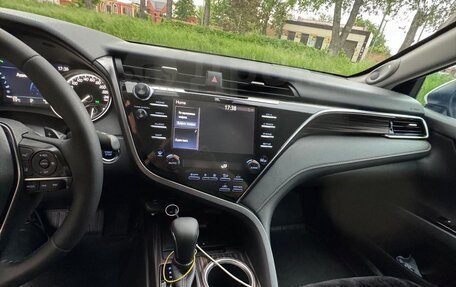 Toyota Camry, 2020 год, 2 490 000 рублей, 9 фотография